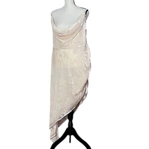 Pretty Little Thing Women's Cream Evening Assymetric Hem Gathered Side Sz 16 New